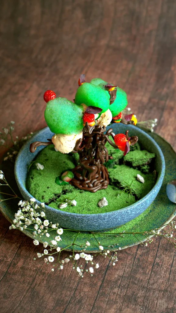 Tunupa Plaza Armas Cusco Arbol Yunza Postre